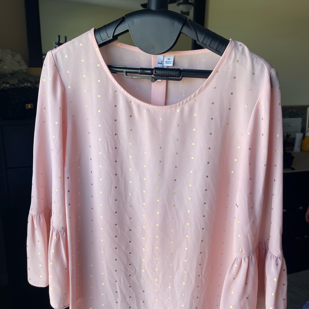 Elle Blush Top with Metallic Dots